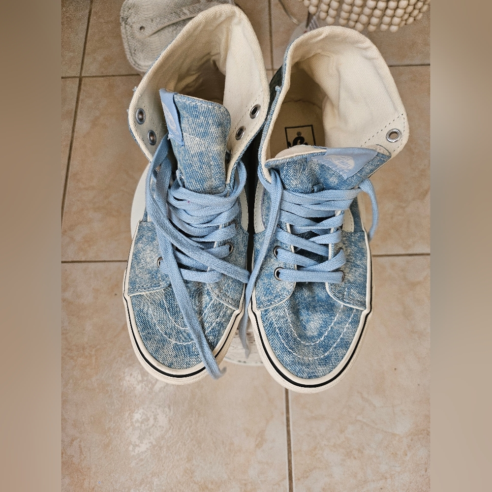 Vans SK8 Hi-Tapered denim Sky Blue💙 size 7 1/2 ♡ Pre- owned☆ Great Condition☆